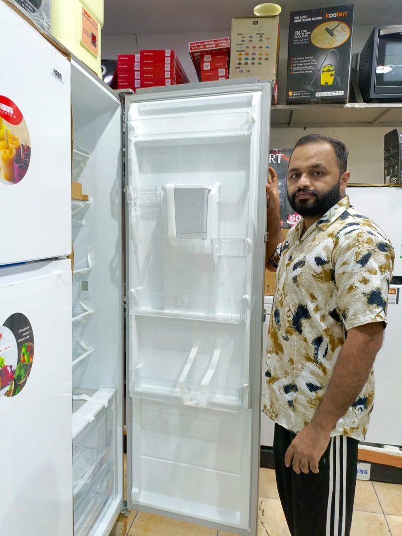 Home fridge maintenance and cleaning in Jeddah